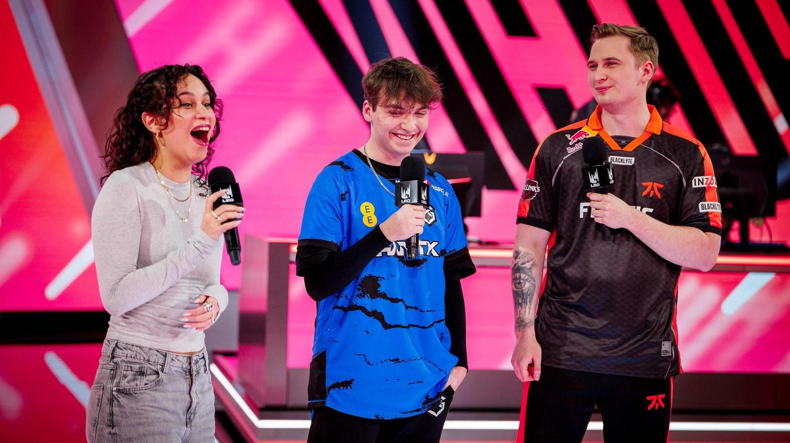 Fnatic na vrcholu, play-offs si zahrají tři Češi