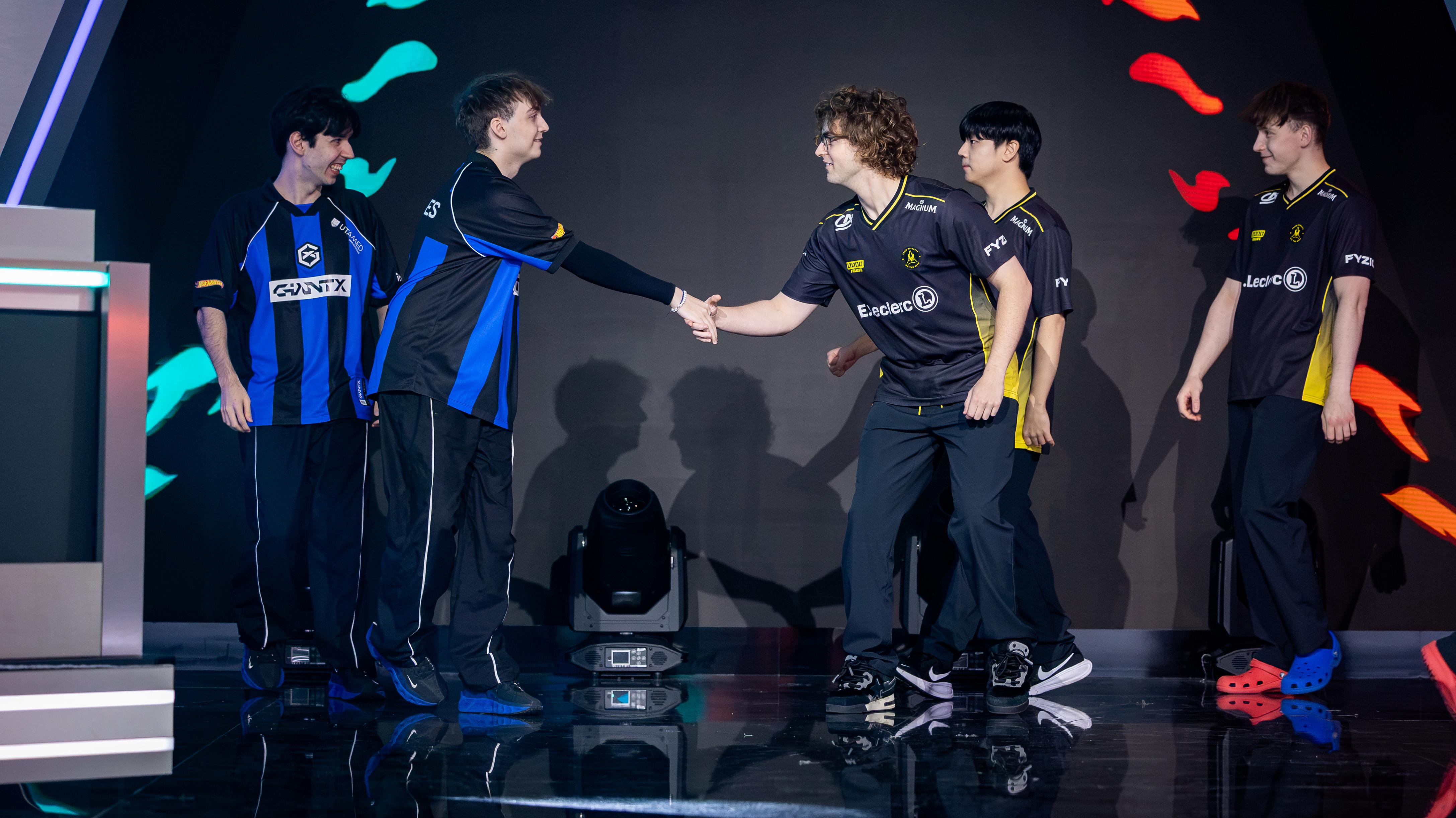 LEC Week 4: Carzzy září, Jackies bojuje a Karmine Corp stále dominuje