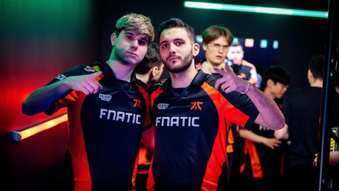 Odkup Fnaticu se slevou, zájem fotbalových klubů přetrvává