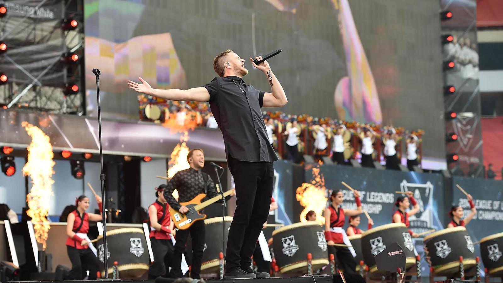 Spolupráce, která odstartovala tradici, hudební hit Warriors slaví 11 let