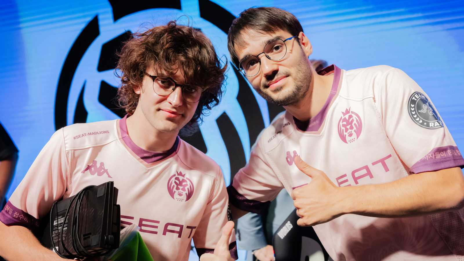 Proč máme vždy tak těžký los a ostatní EU týmy hrají s noobama, vtipkuje Carzzy na Twitteru