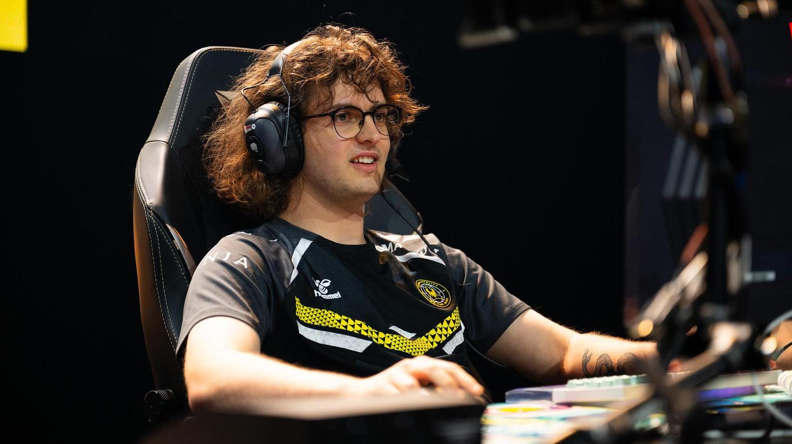 Modrá zeď a Carzzyho hlášky v novém Kia Mic Check