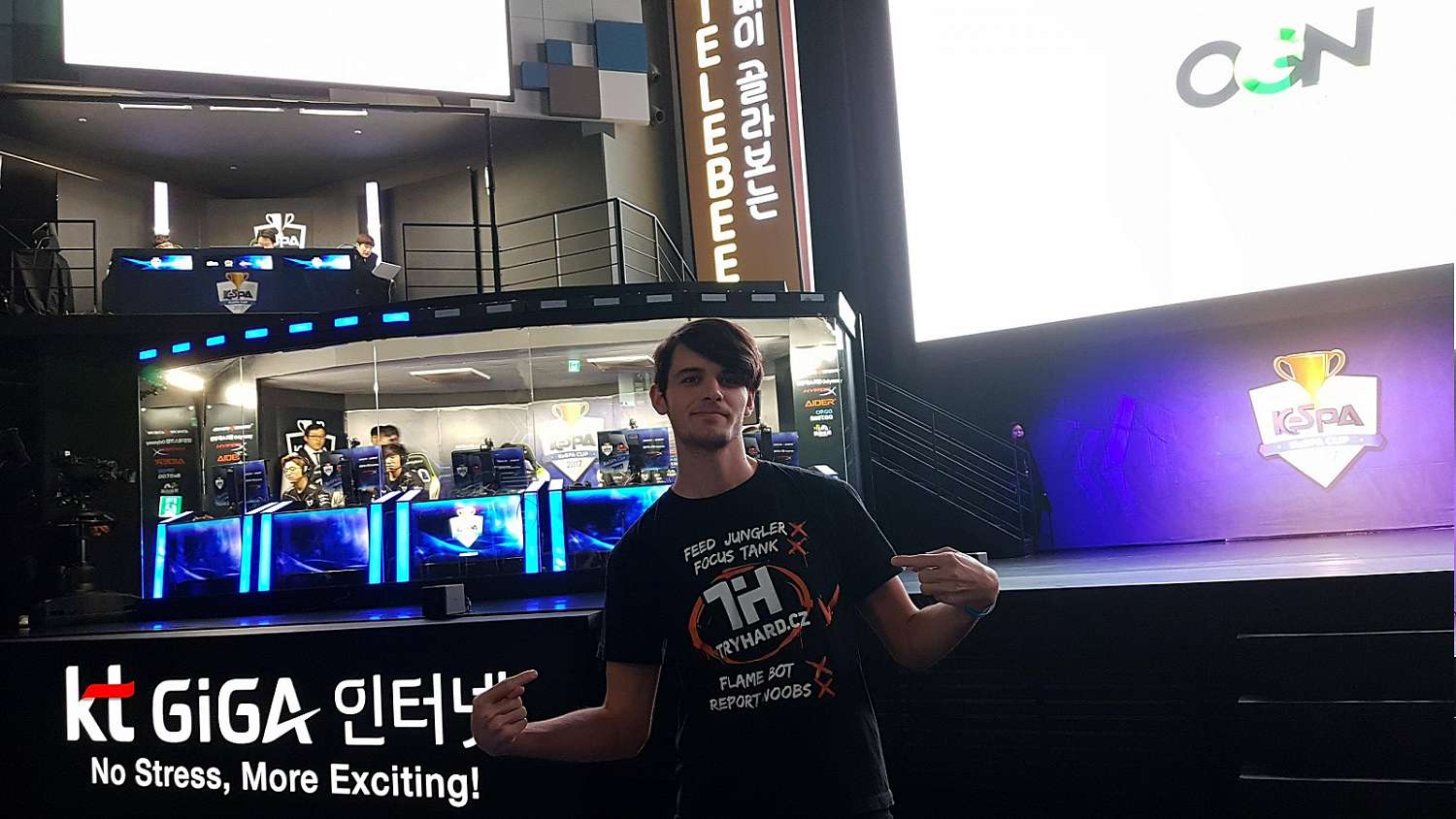 [Blog] E-sport stadion v Soulu a semifinále KeSPA Cupu