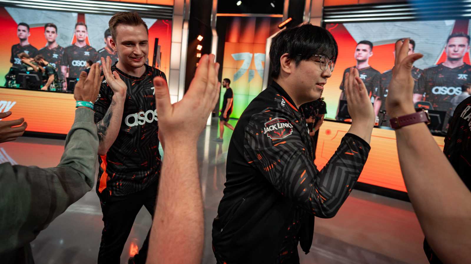 Dostane se některý z českých hráčů do semifinále LEC? Rozhodnou zápasy tohoto víkendu