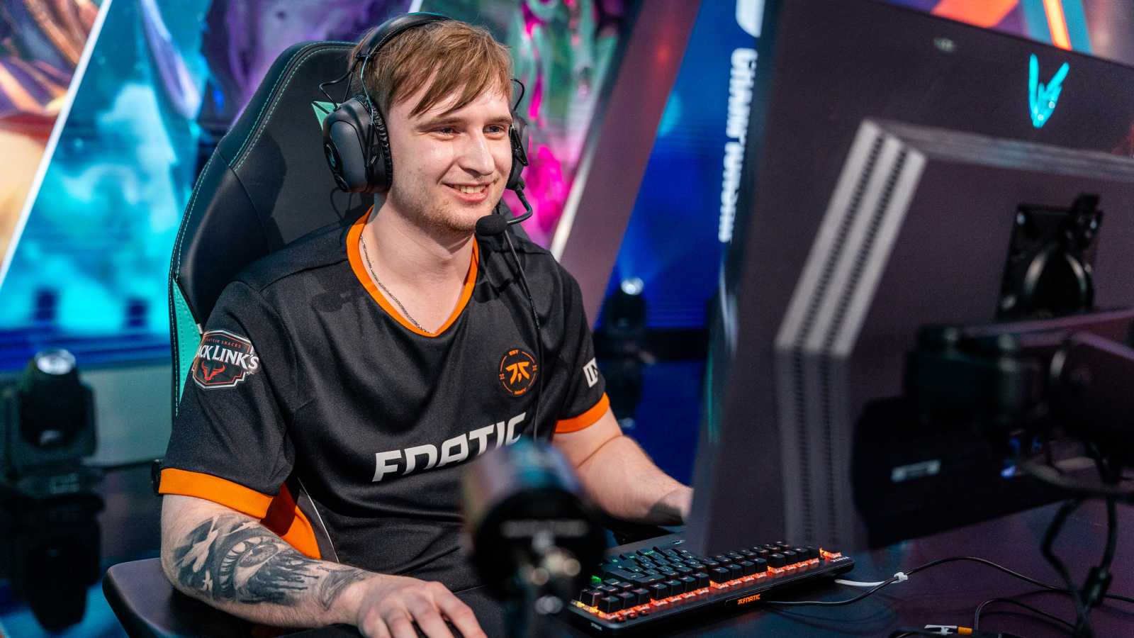 Humanoid vyzrál na Carzzyho v rekordní sérii, Fnatic postupují do semifinále LEC
