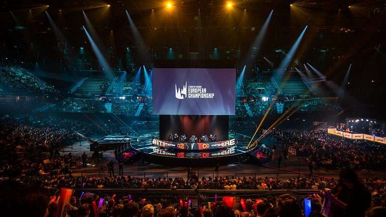 MAD Lions se pokusí poslat G2 do Loser's bracketu, Rogue čekají na vítěze Fnatic vs Schalke 04