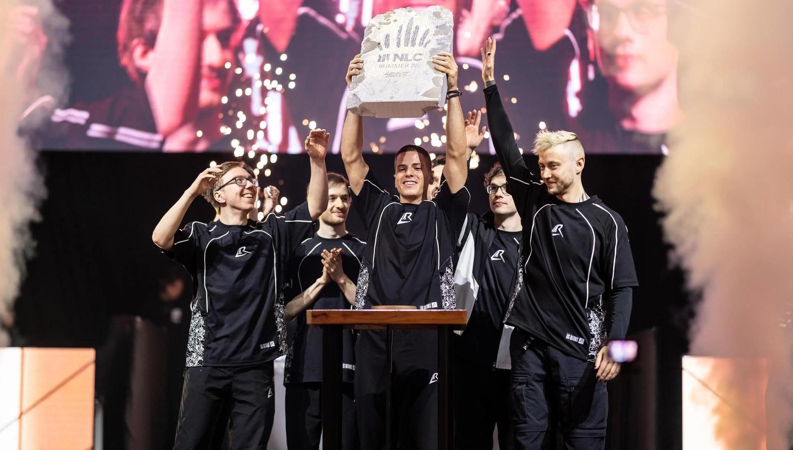 Hráli zde Los Ratones, nyní NLC liga propouští a dluží řadě osobností