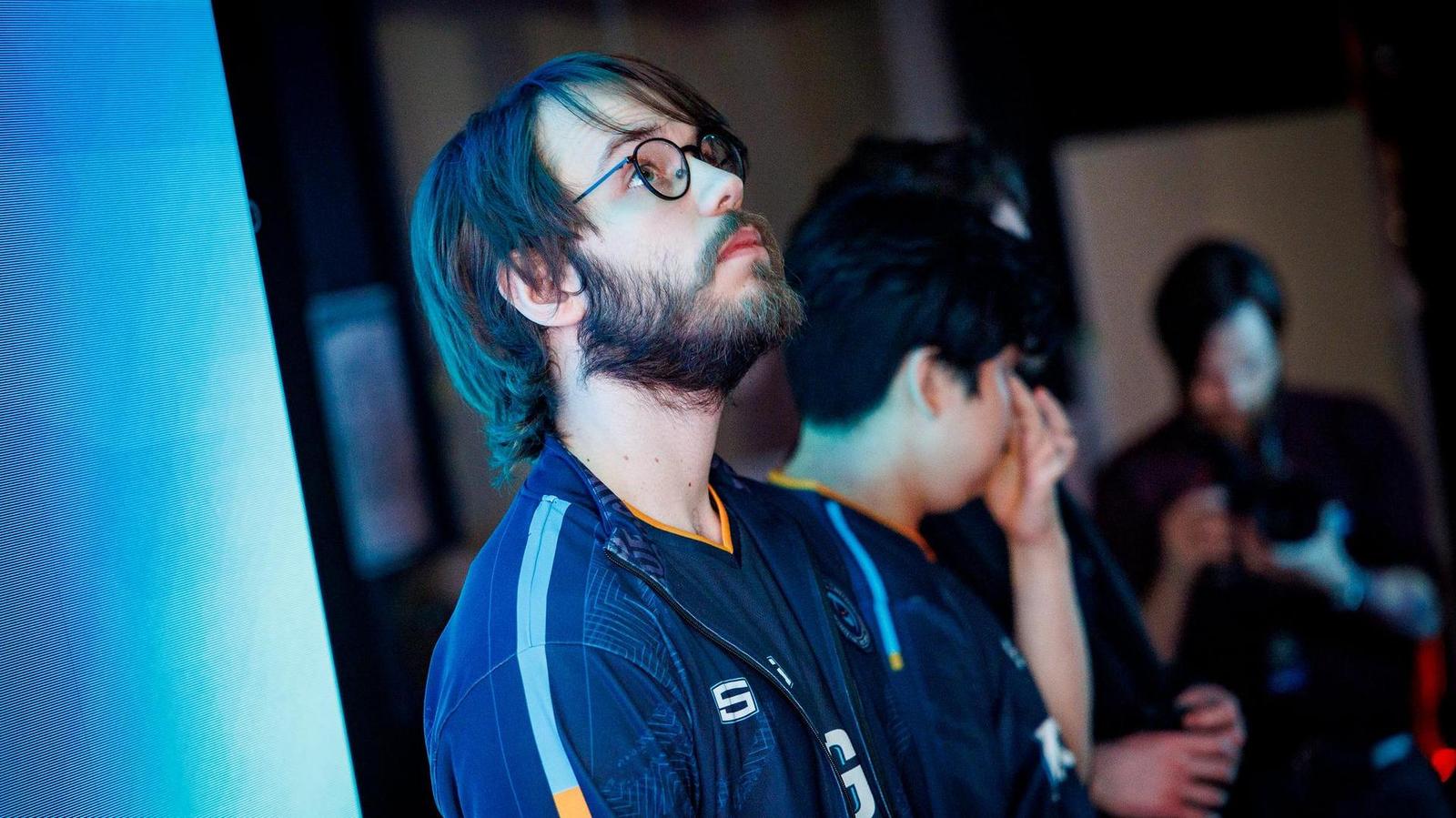 Jackies vyzve Humanoida, Patrik bojuje o play-offs