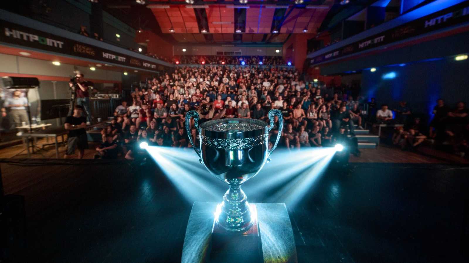 Neporažení Entropiq míří do Evropy, v sobotu se k nim připojí lepší z dvojice eSuba a Brute