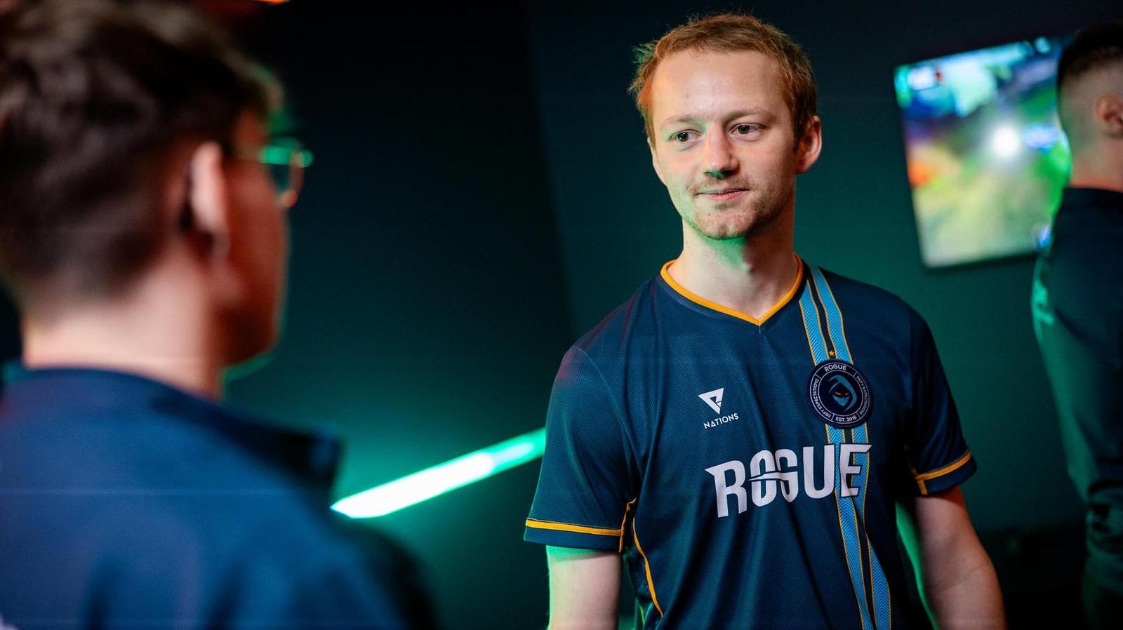 Rogue oficiálně potvrdili sestavu i s českým střelcem