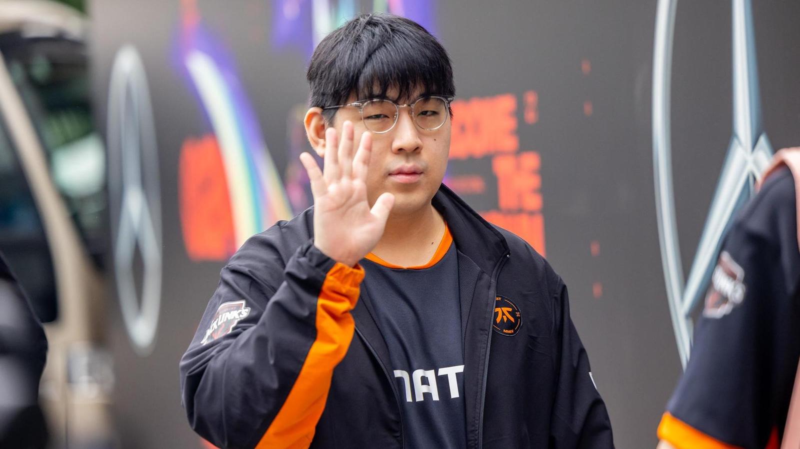 Noah se omluvil za své výkony a přiznal záchvaty paniky