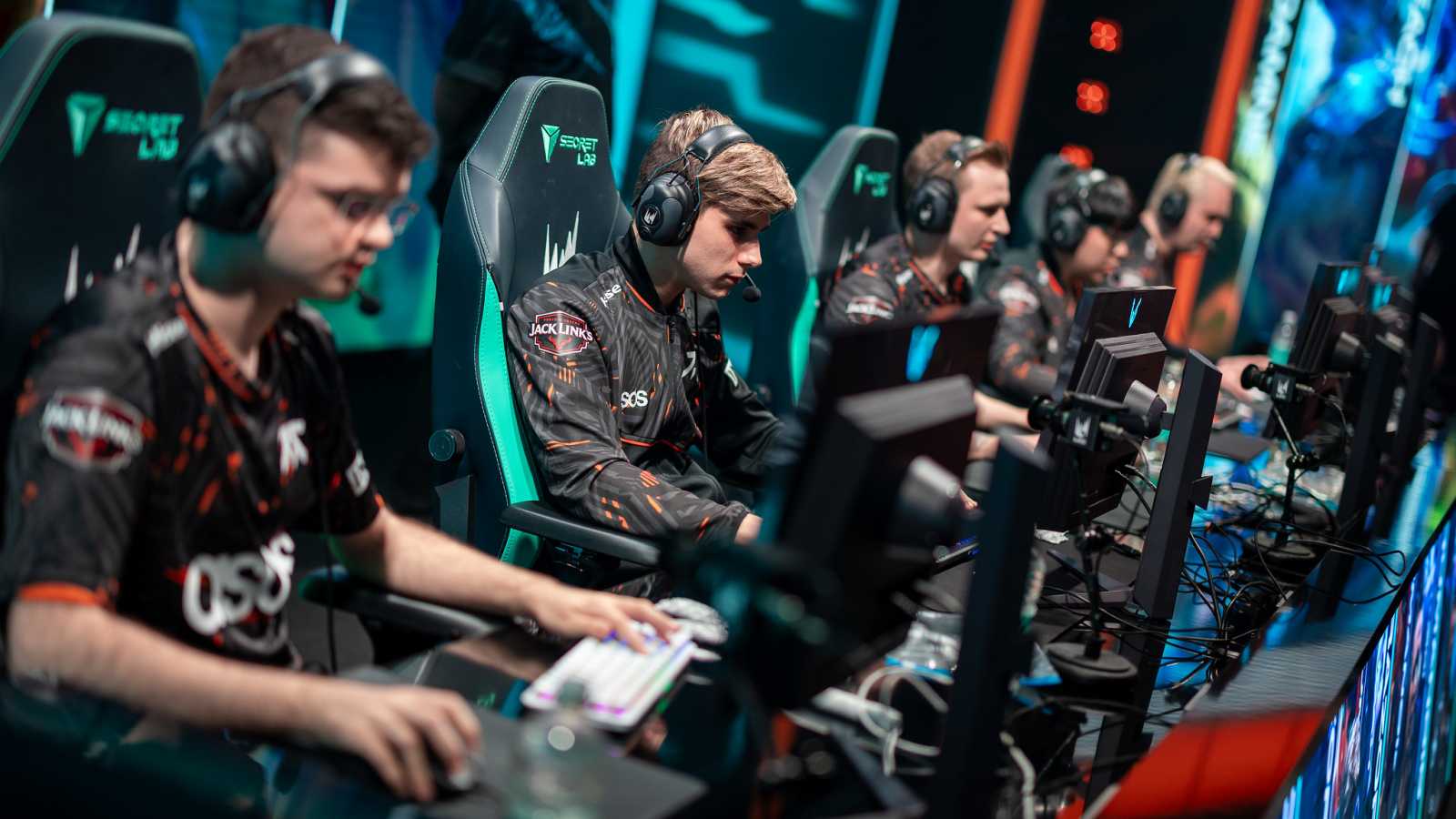 LEC pokračuje, všichni tři čeští hráči se střetnou v jedné skupině