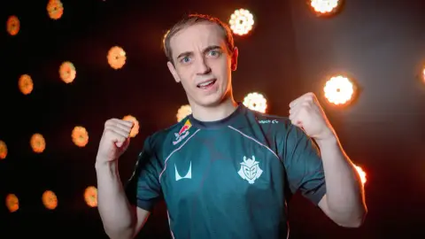 BLG si na First Standu došlápli na G2 a postupují do playoffs