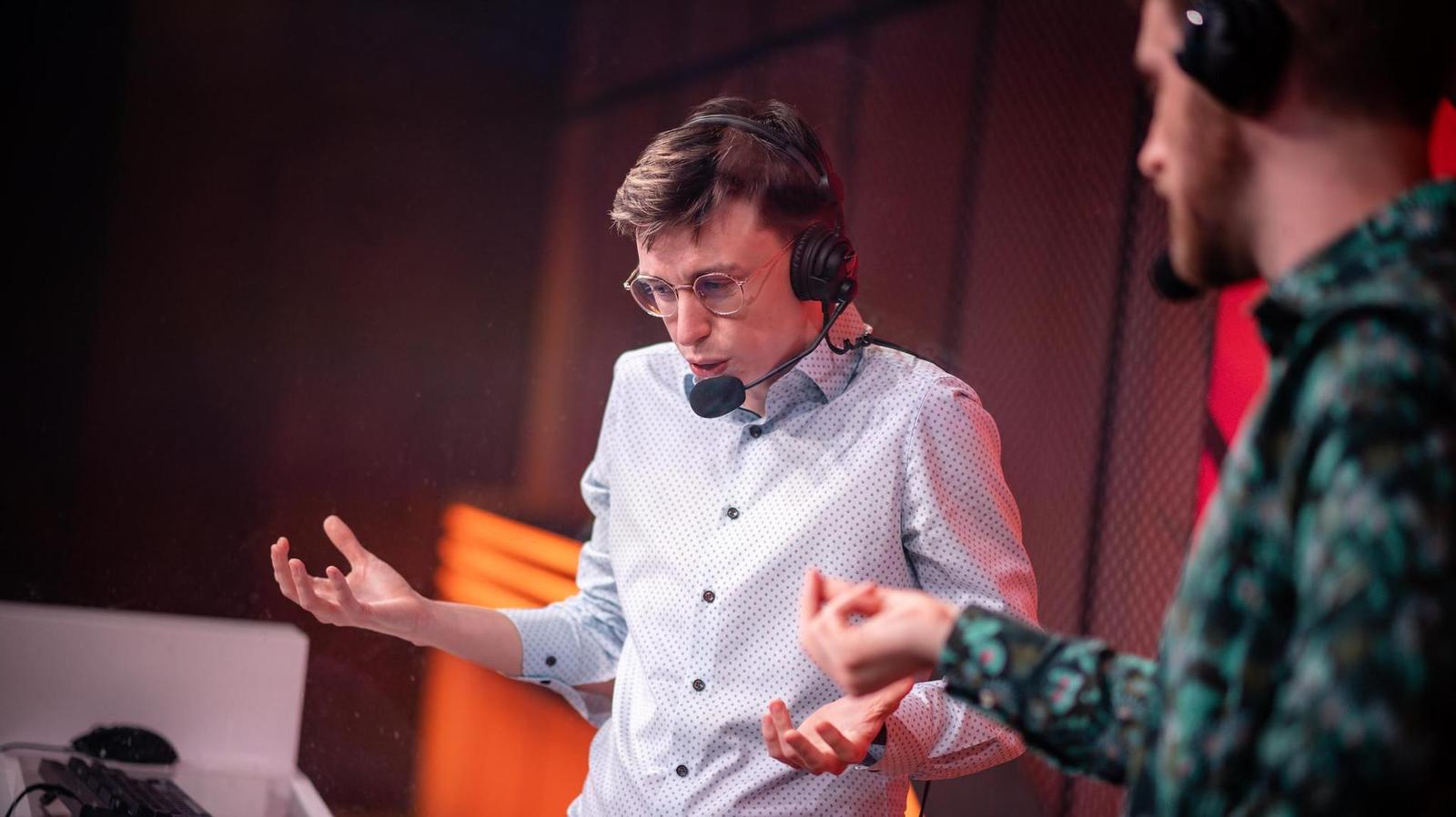 Caedrel sdílel svůj vysněný tým, nechybí midař Fnatic, T1 hráči a TheShy