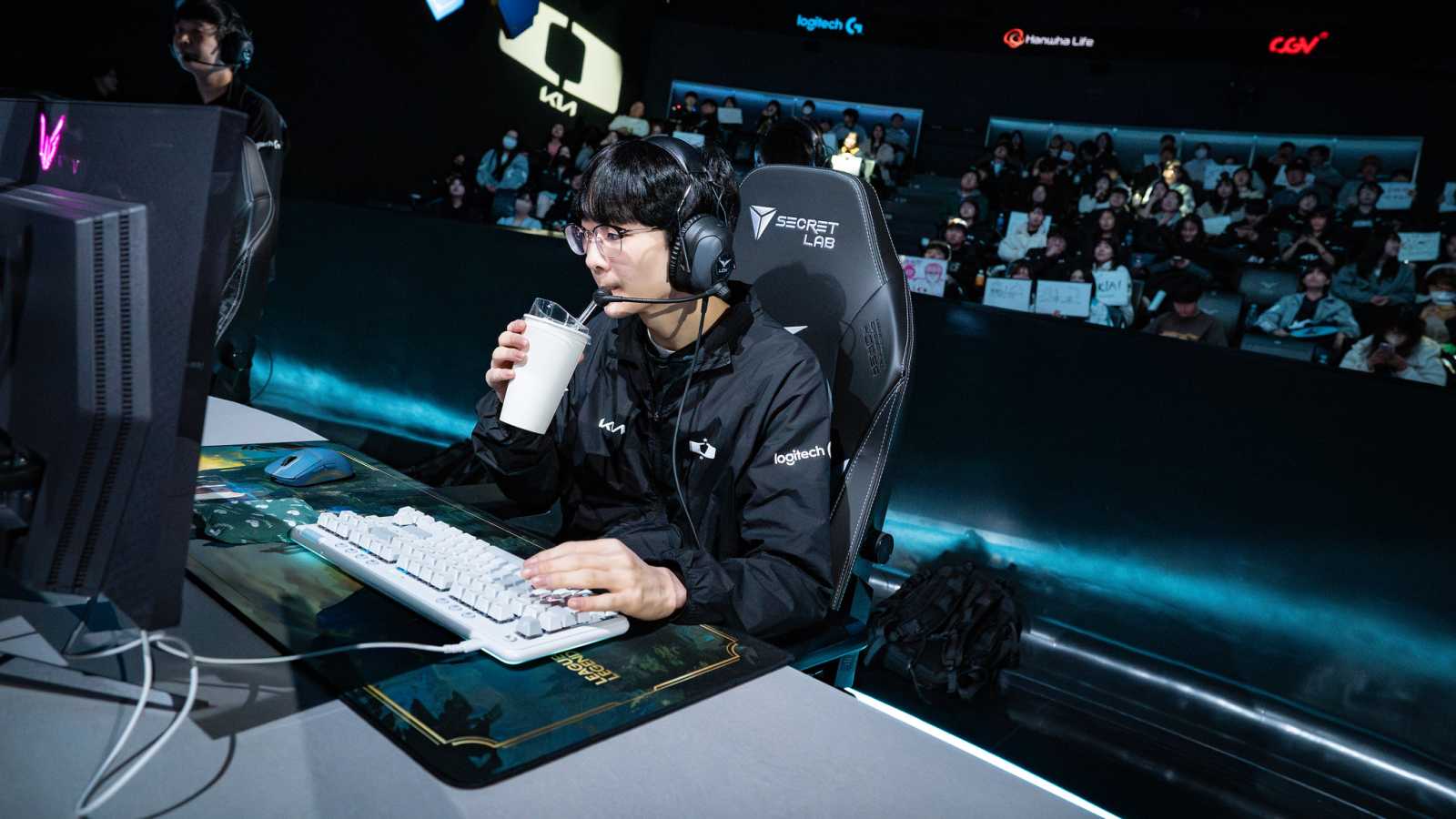 Série v LCK se kvůli technickým problémům hrála přes 6 hodin
