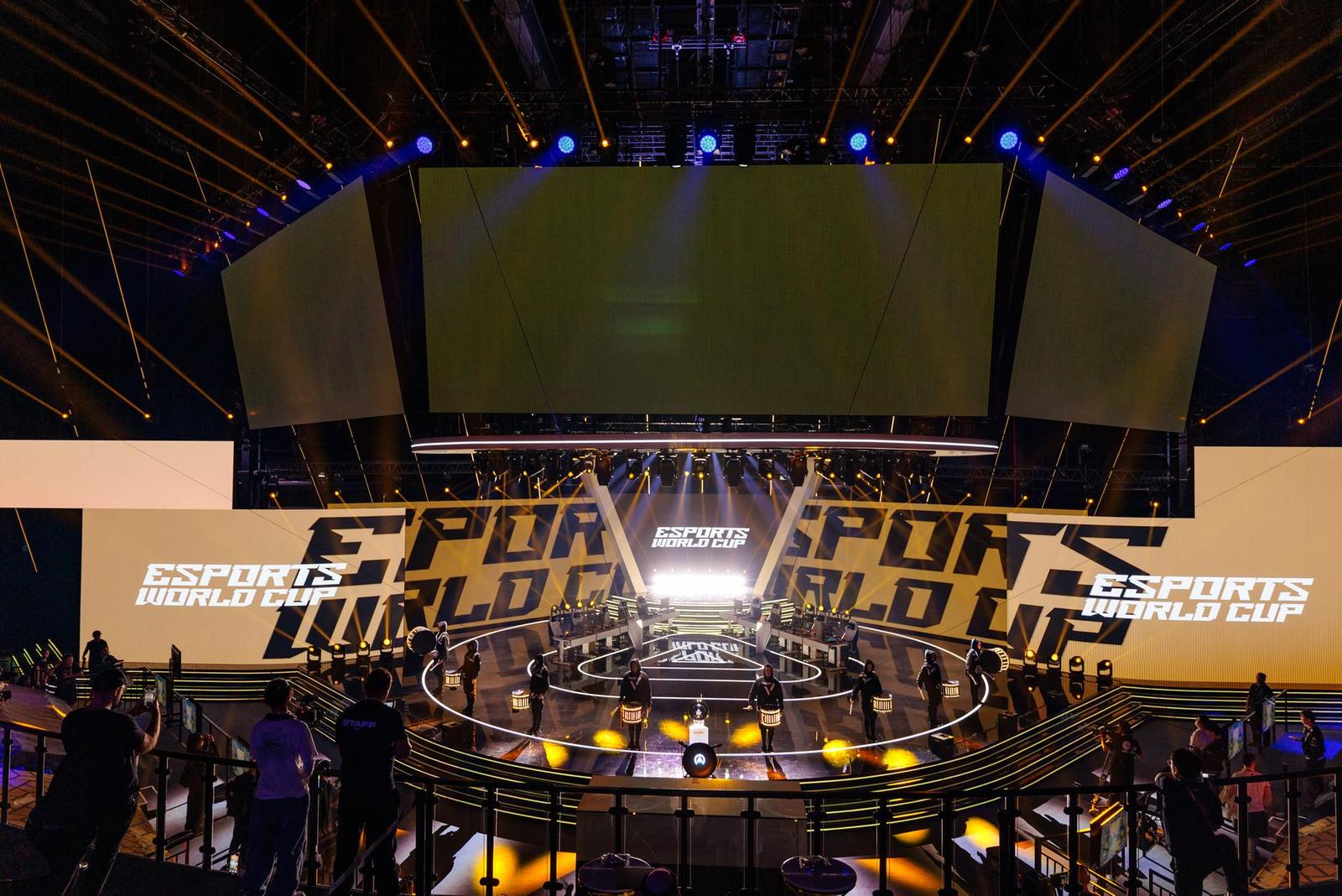 Finále EWC 2025: Gen.G vyzvou Anyone’s Legend, T1 a G2 míří jen do boje o bronz