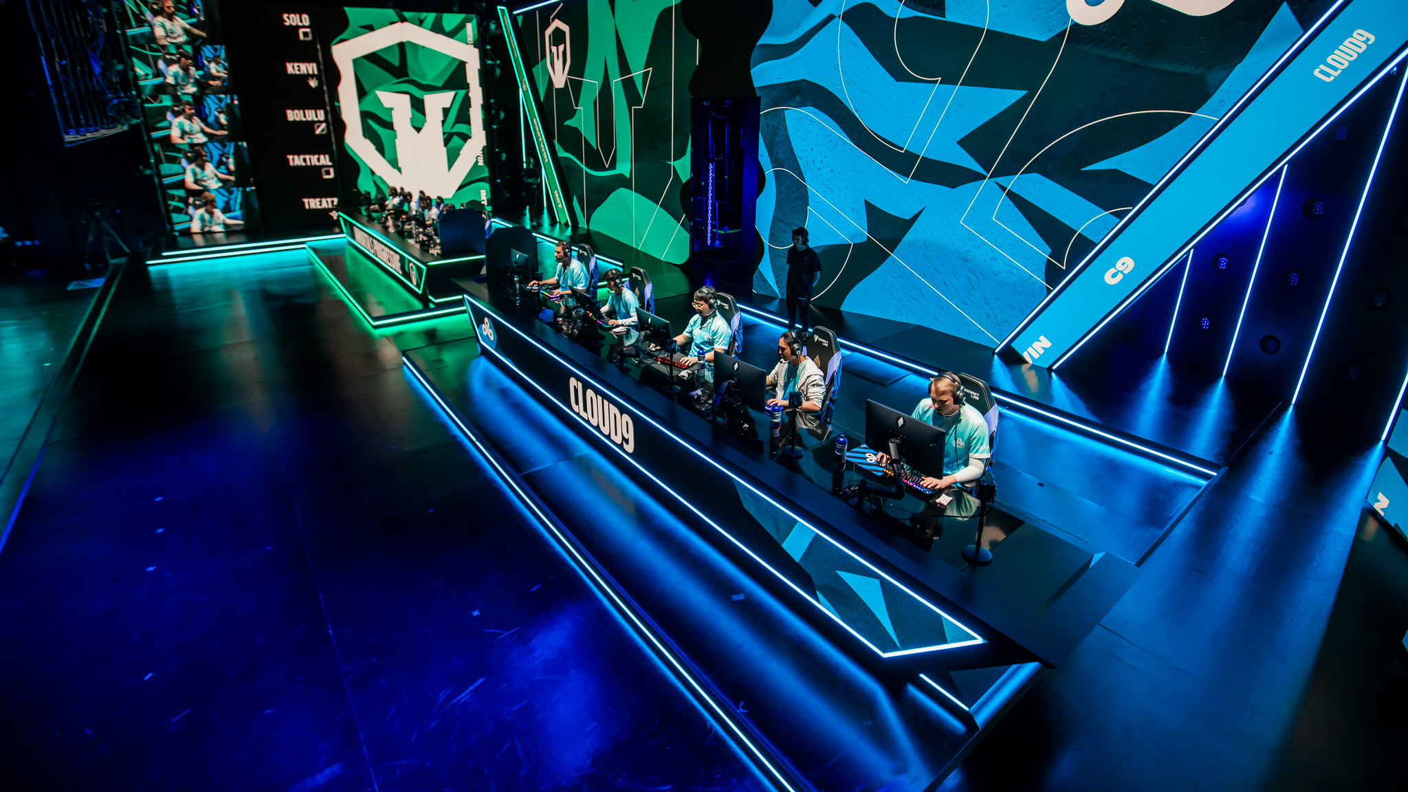 Začíná předposlední týden LCS, dokáží Golden Guardians získat první příčku nebo je TSM dotáhne v tabulce?