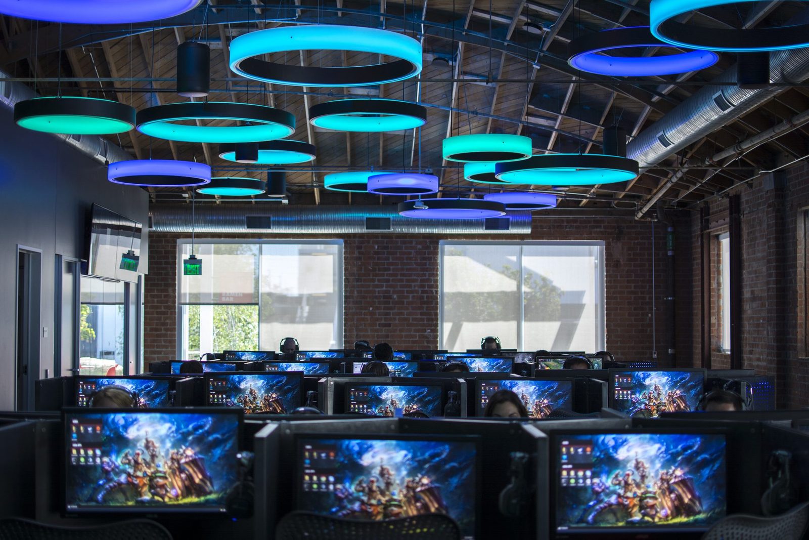 Riot opět otevře partnerský program, známe datum a požadavky